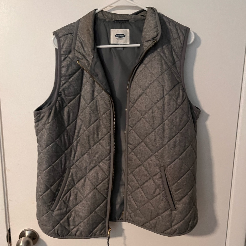 Old navy vest.